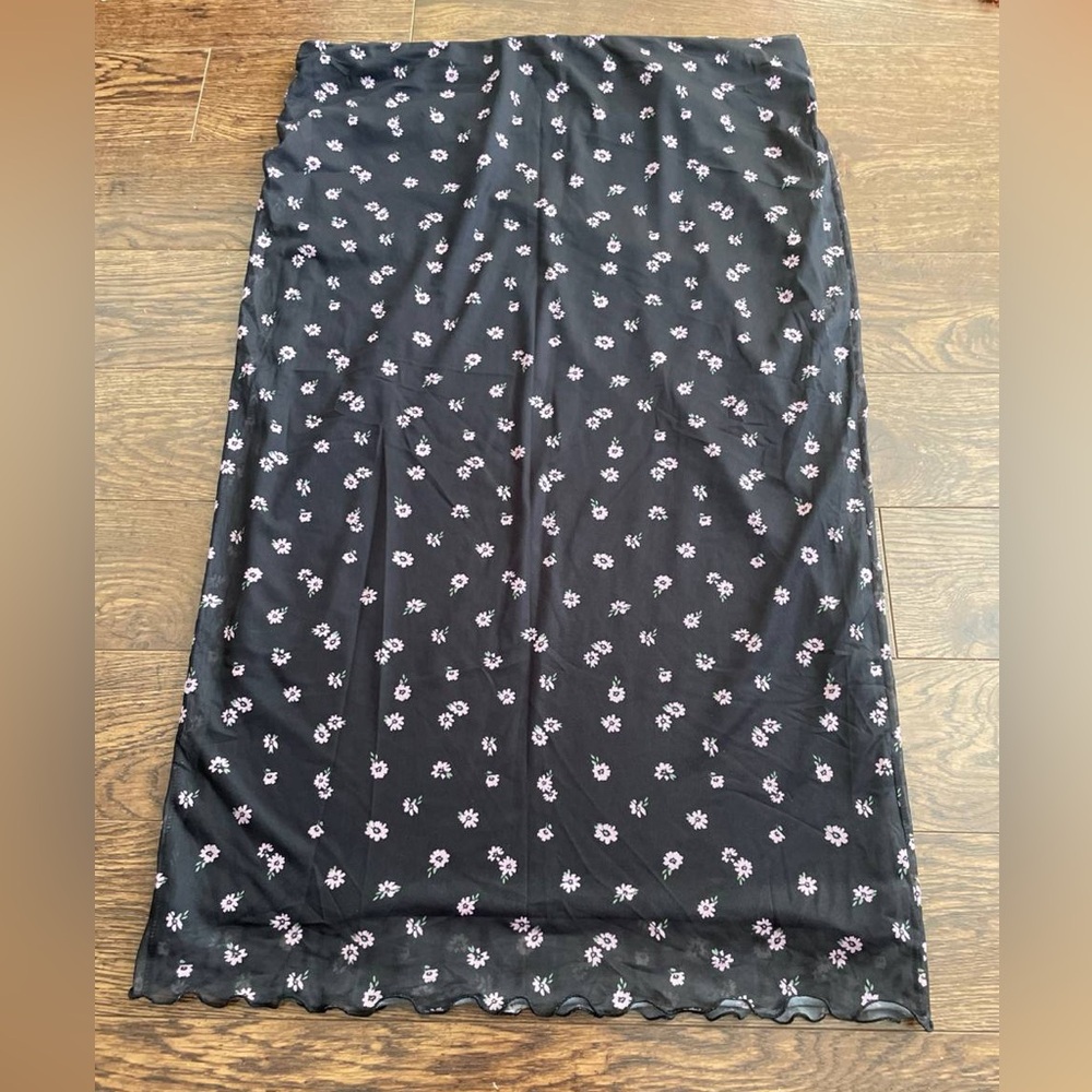 Maxi Fitted Floral Mesh Skirt